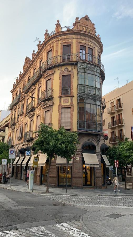 Apartamento céntrico Plaza del Salvador Siviglia Esterno foto