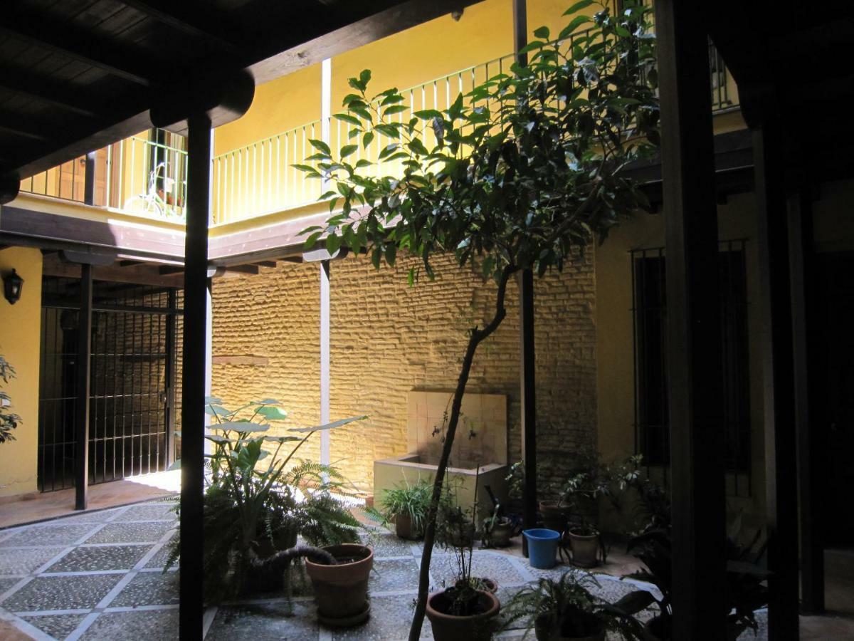 Apartamento céntrico Plaza del Salvador Siviglia Esterno foto